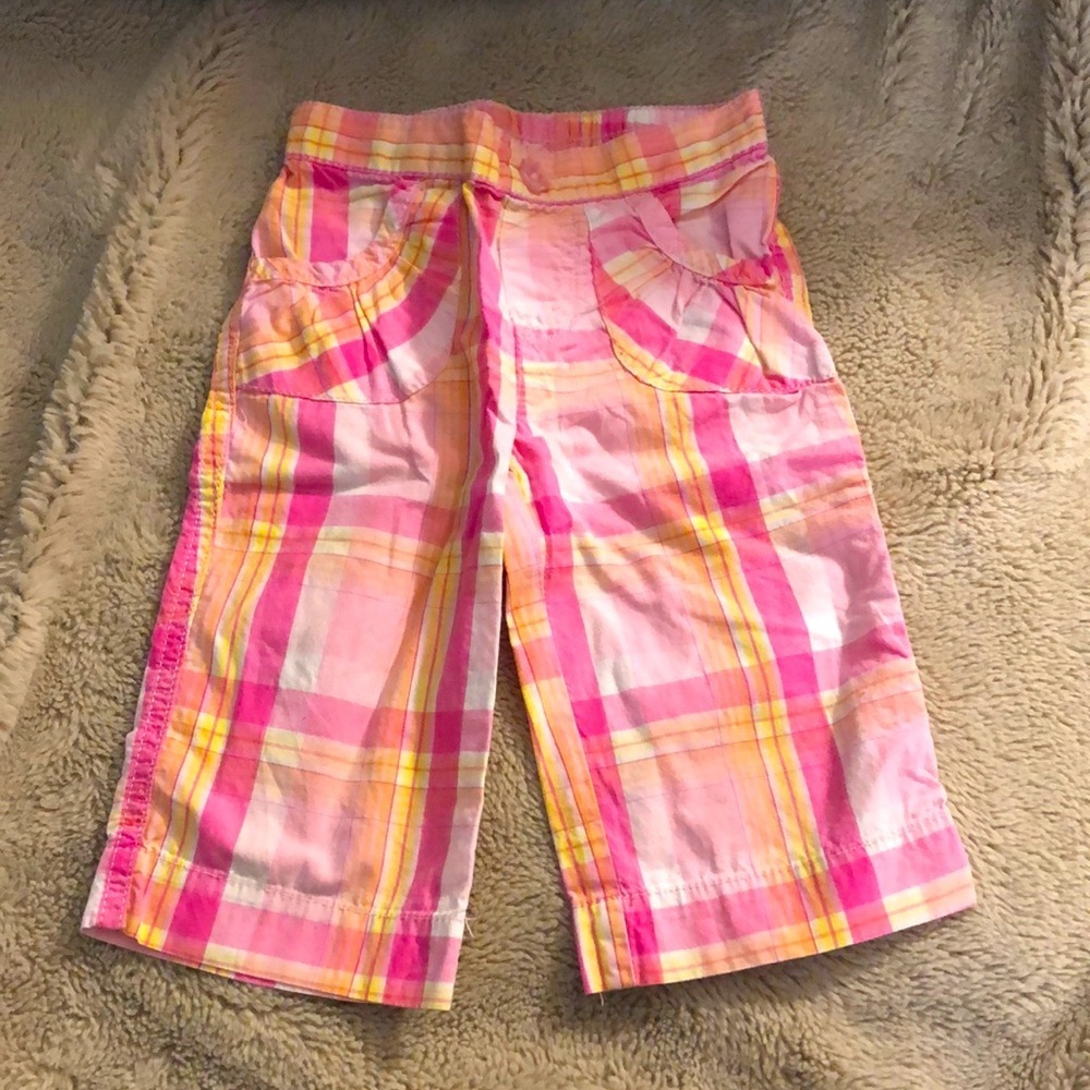 🎉4 for $20 Jumping Beans Pull On Capris, size 2T